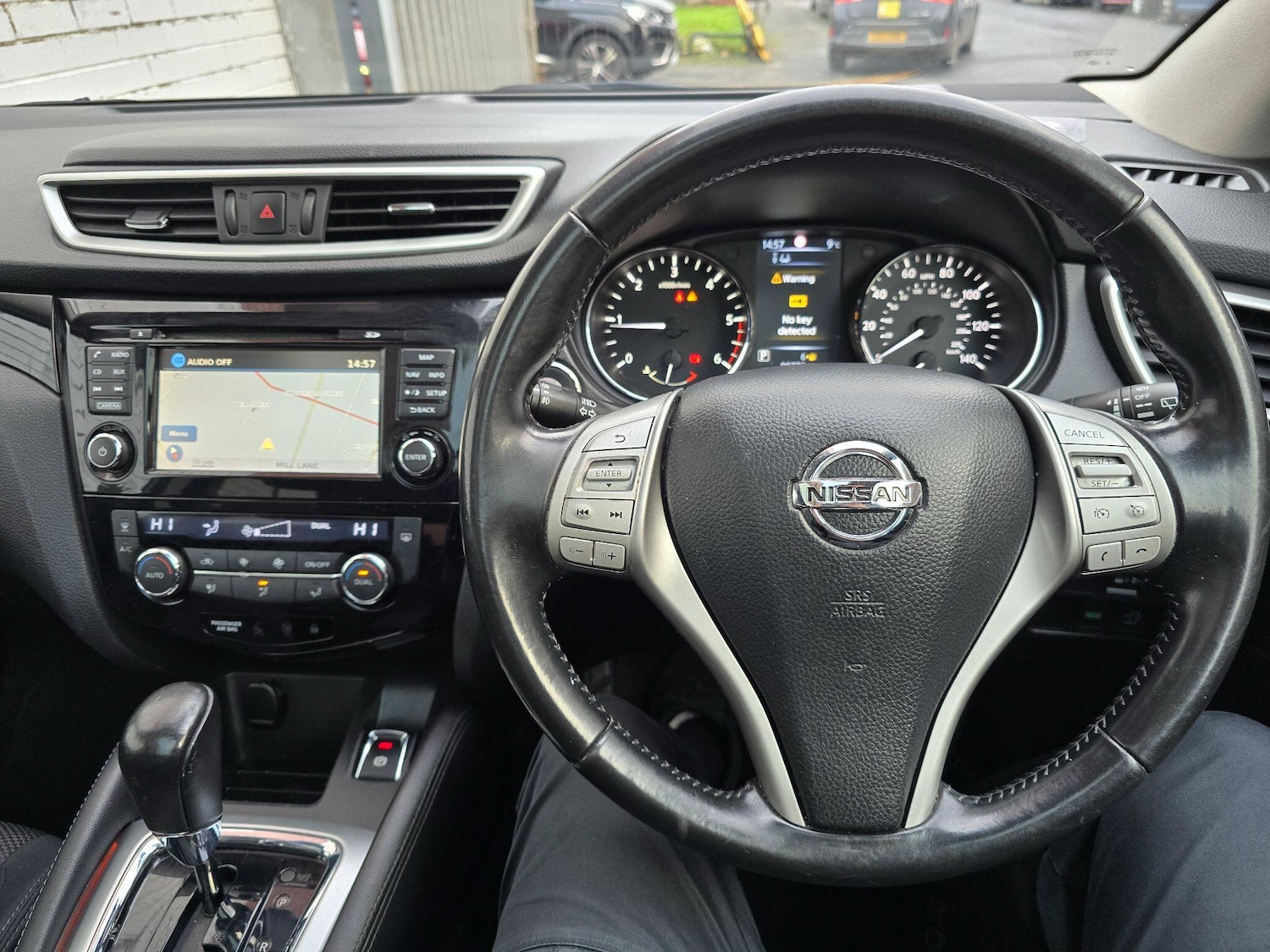 Used Nissan Qashqai 2014 for sale - 76592700: Photo 15