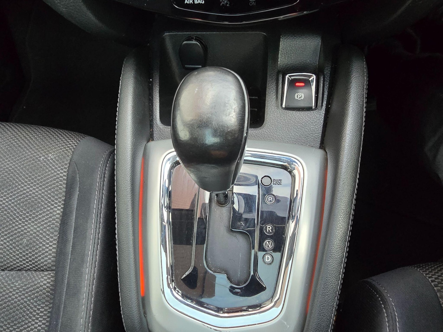 Used Nissan Qashqai 2014 for sale - 76592700: Photo 16