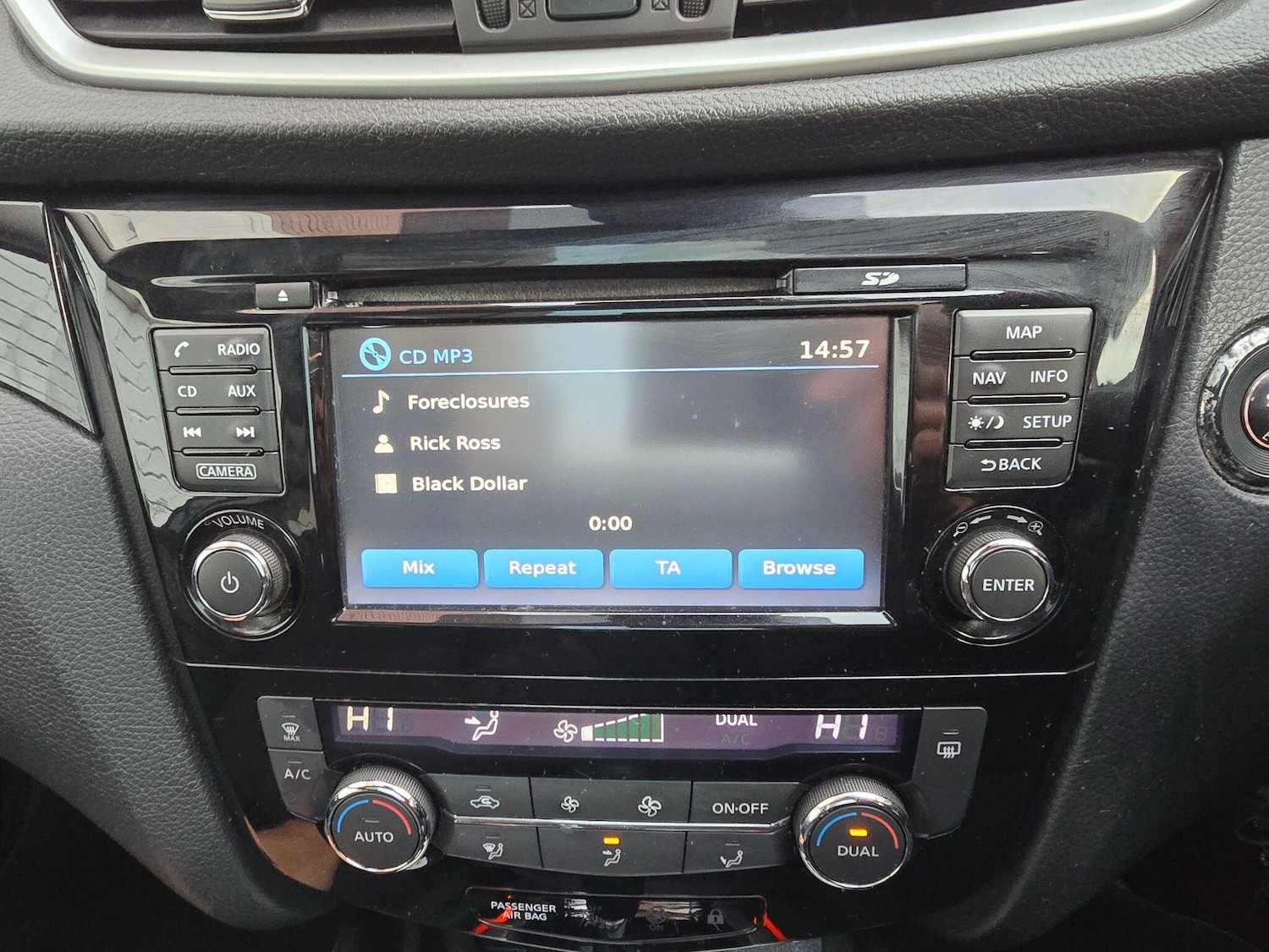 Used Nissan Qashqai 2014 for sale - 76592700: Photo 24