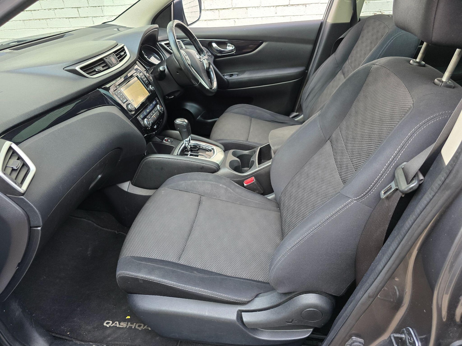 Used Nissan Qashqai 2014 for sale - 76592700: Photo 28