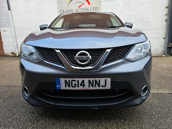 Used Nissan Qashqai 2014 for sale - 76592700: Photo