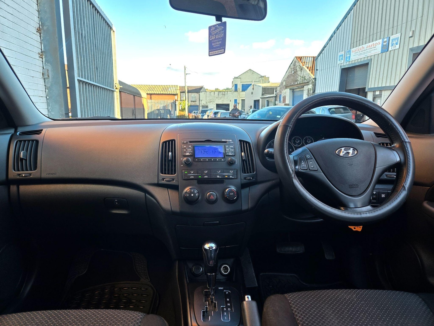 Used Hyundai i30 2011 for sale - 76989286: Photo 8