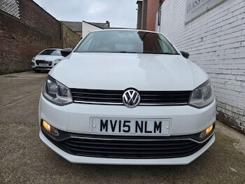 Used Volkswagen Polo 2015 for sale - 77824554: Photo