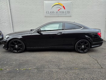 Used Mercedes-Benz C Class 2012 for sale - 79831460: Photo