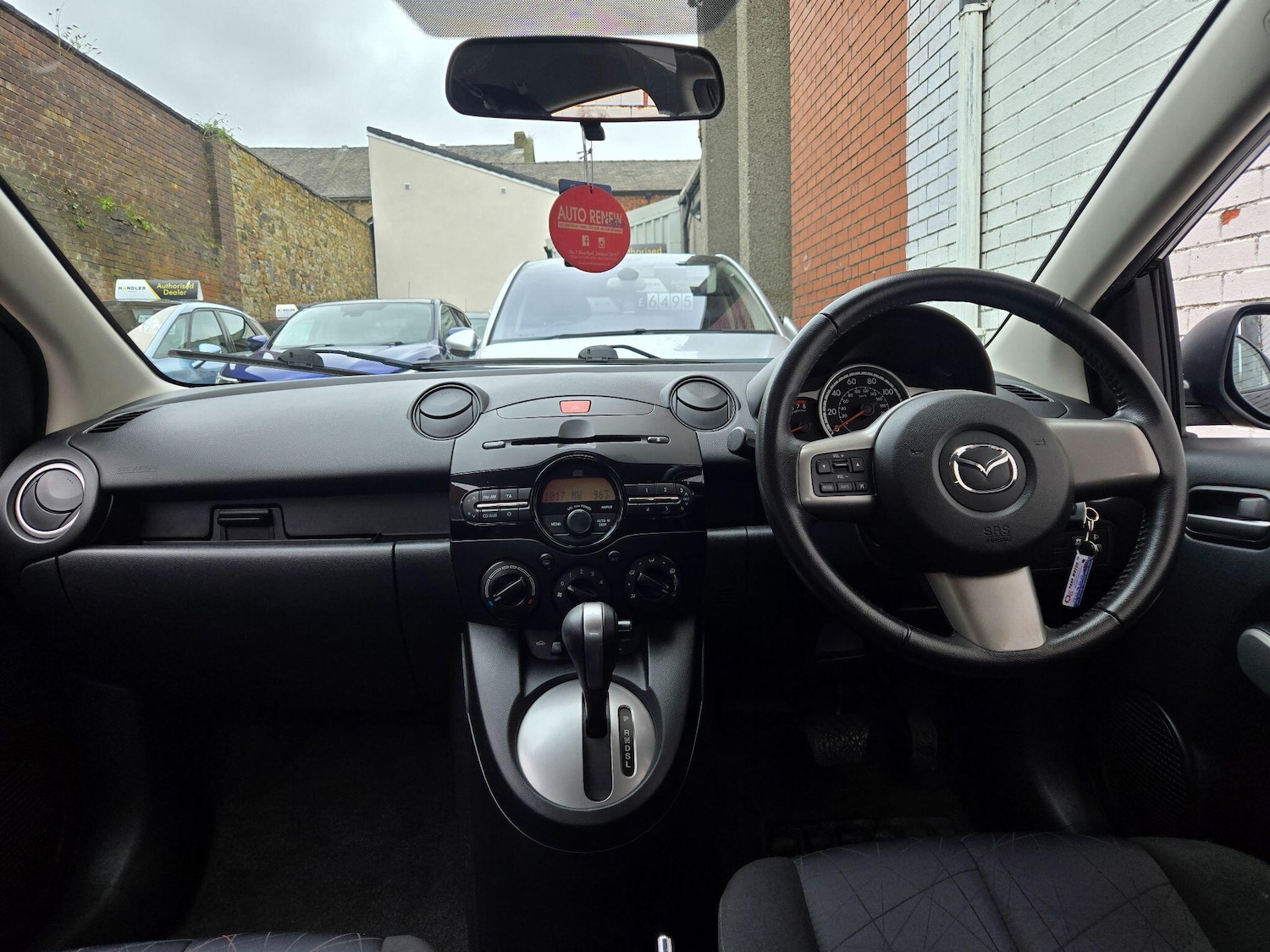 Used Mazda Mazda2 2011 for sale - 78086489: Photo 13