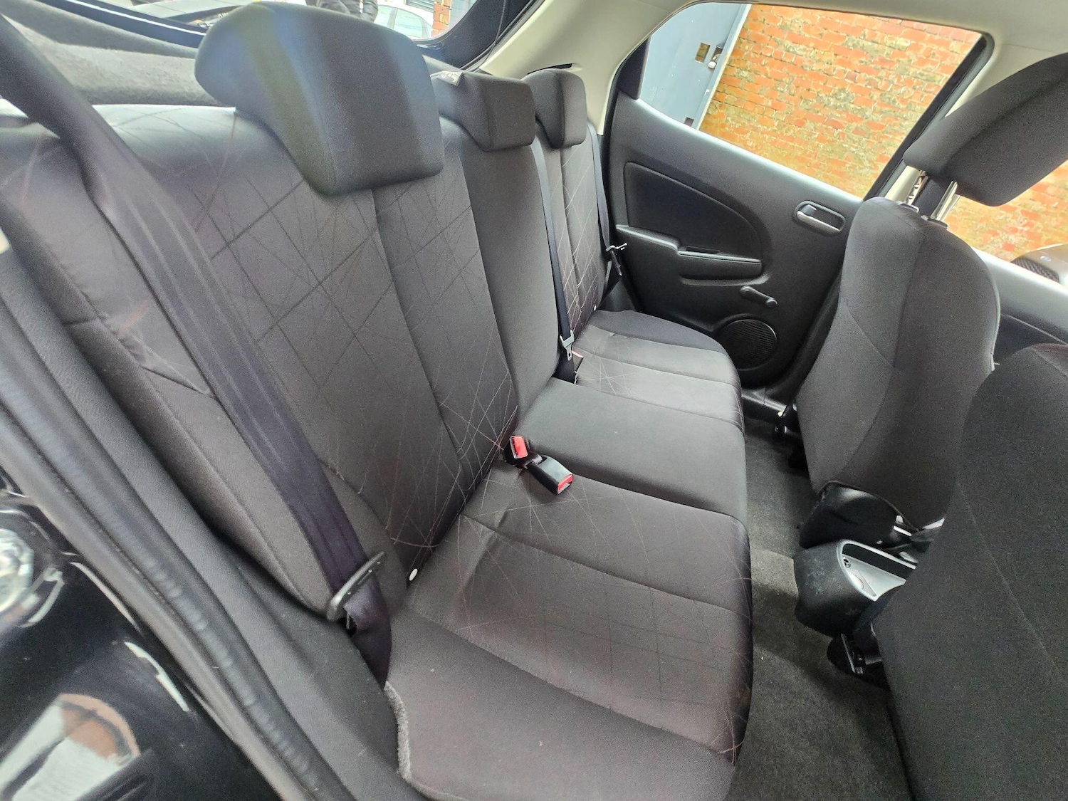 Used Mazda Mazda2 2011 for sale - 78086489: Photo 18