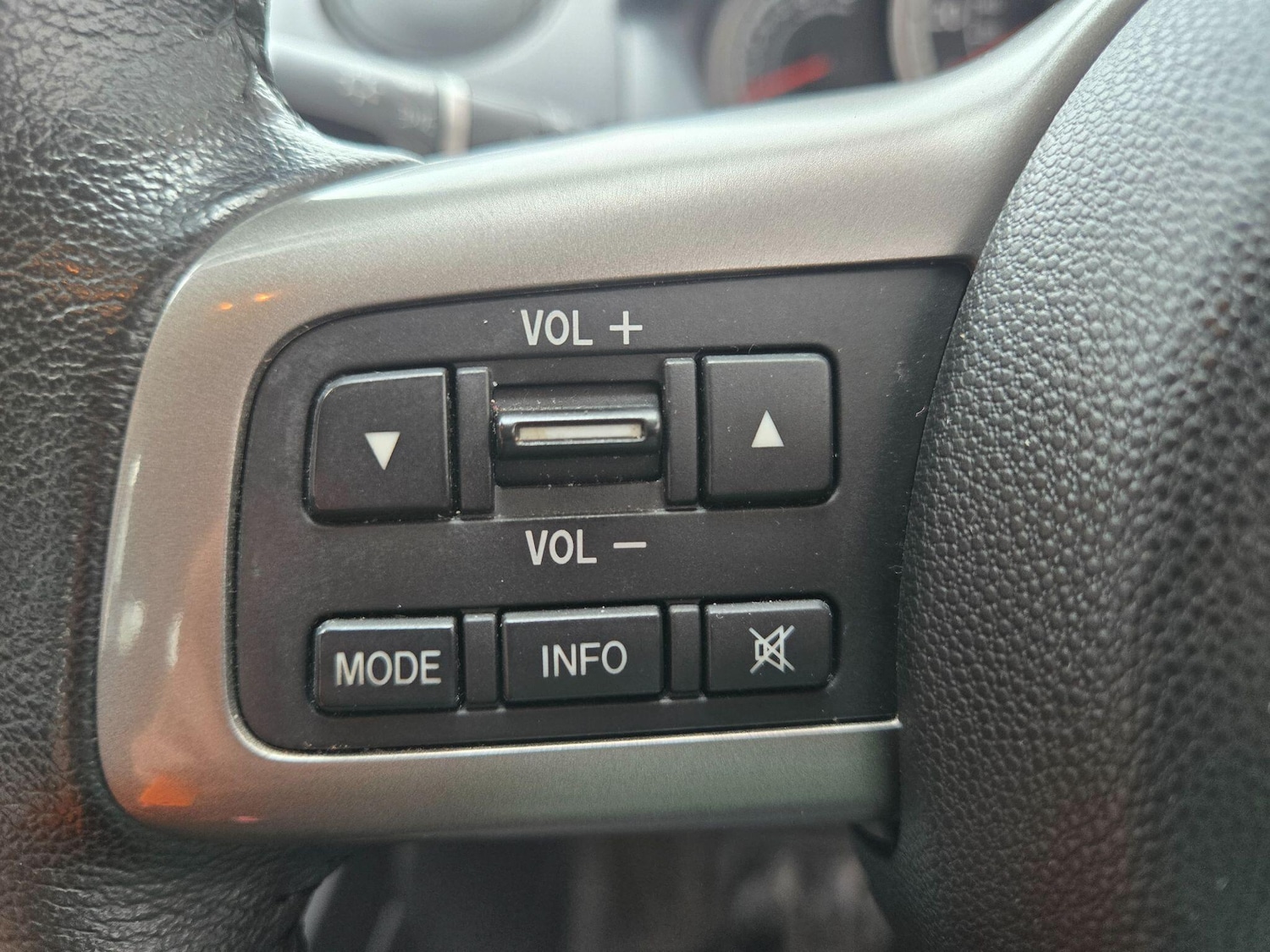 Used Mazda Mazda2 2011 for sale - 78086489: Photo 19