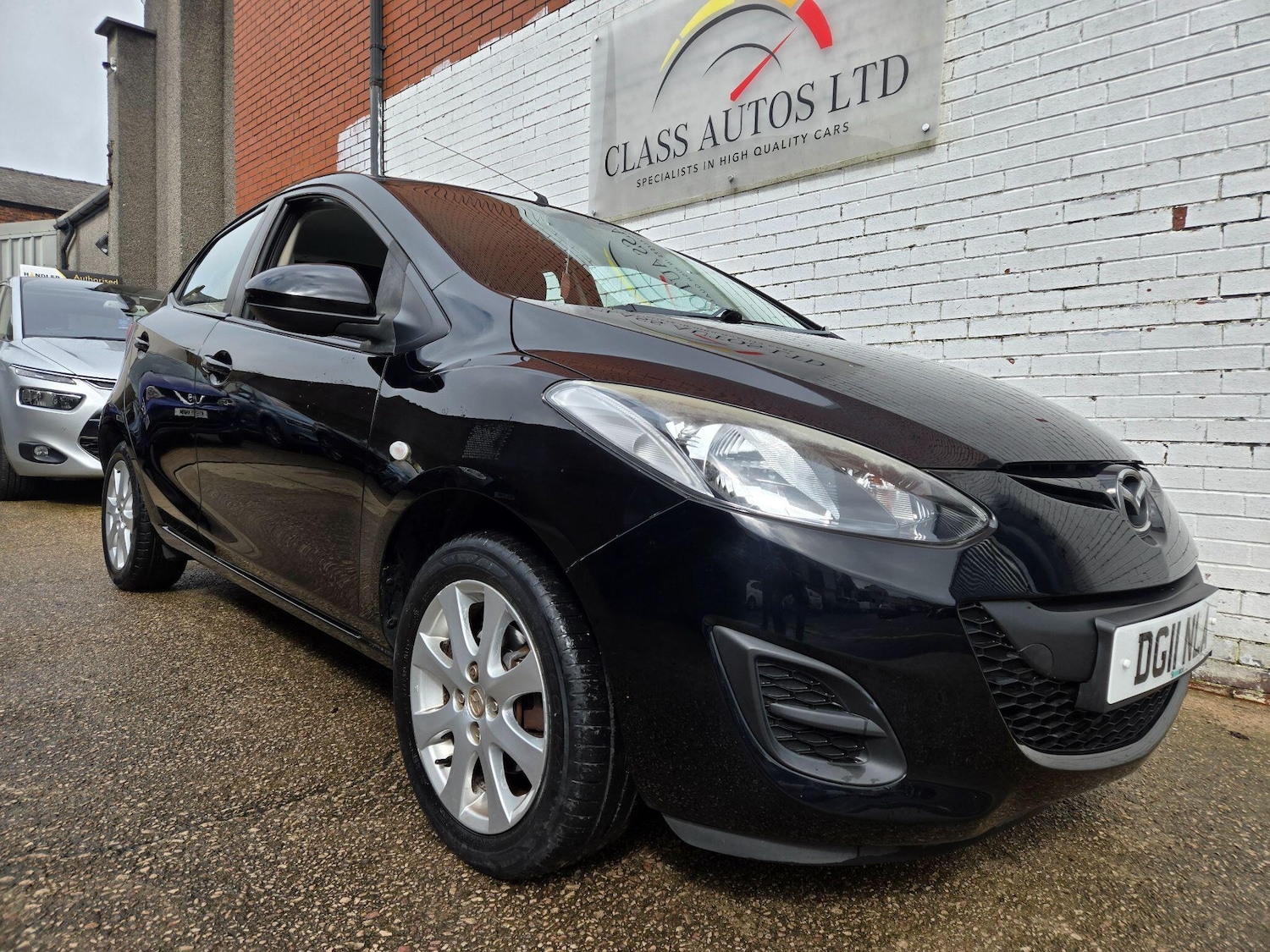 Used Mazda Mazda2 2011 for sale - 78086489: Photo 7