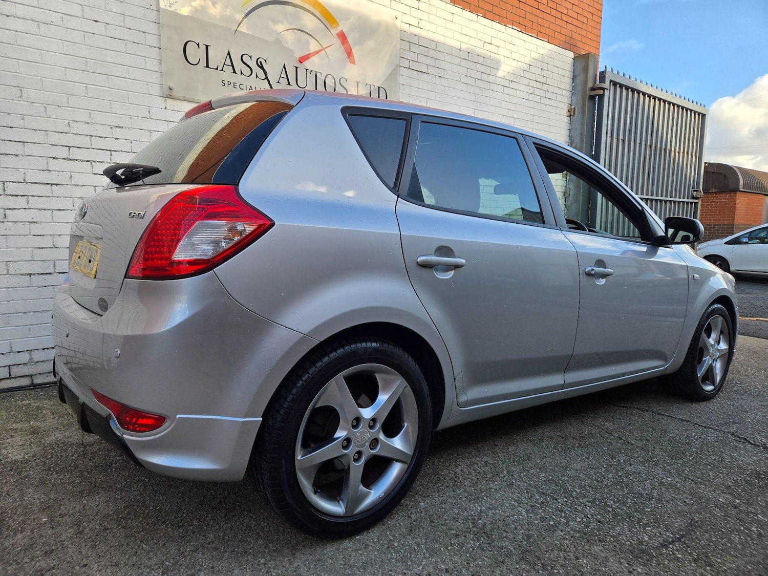 Used Kia Ceed 2012 for sale - 76398933: Photo 11