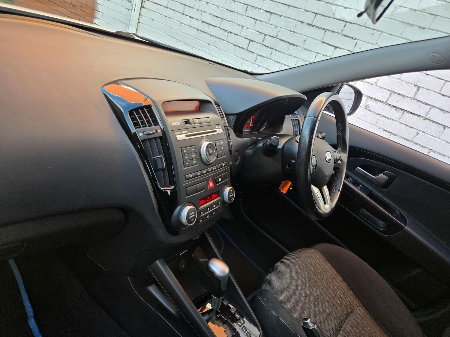 Used Kia Ceed 2012 for sale - 76398933: Photo 12