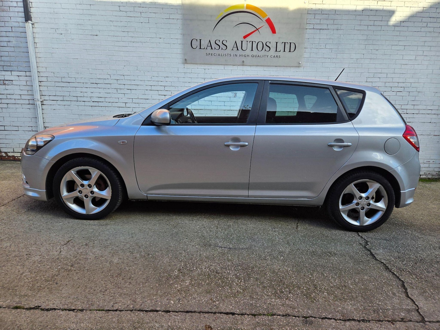 Used Kia Ceed 2012 for sale - 76398933: Photo 8