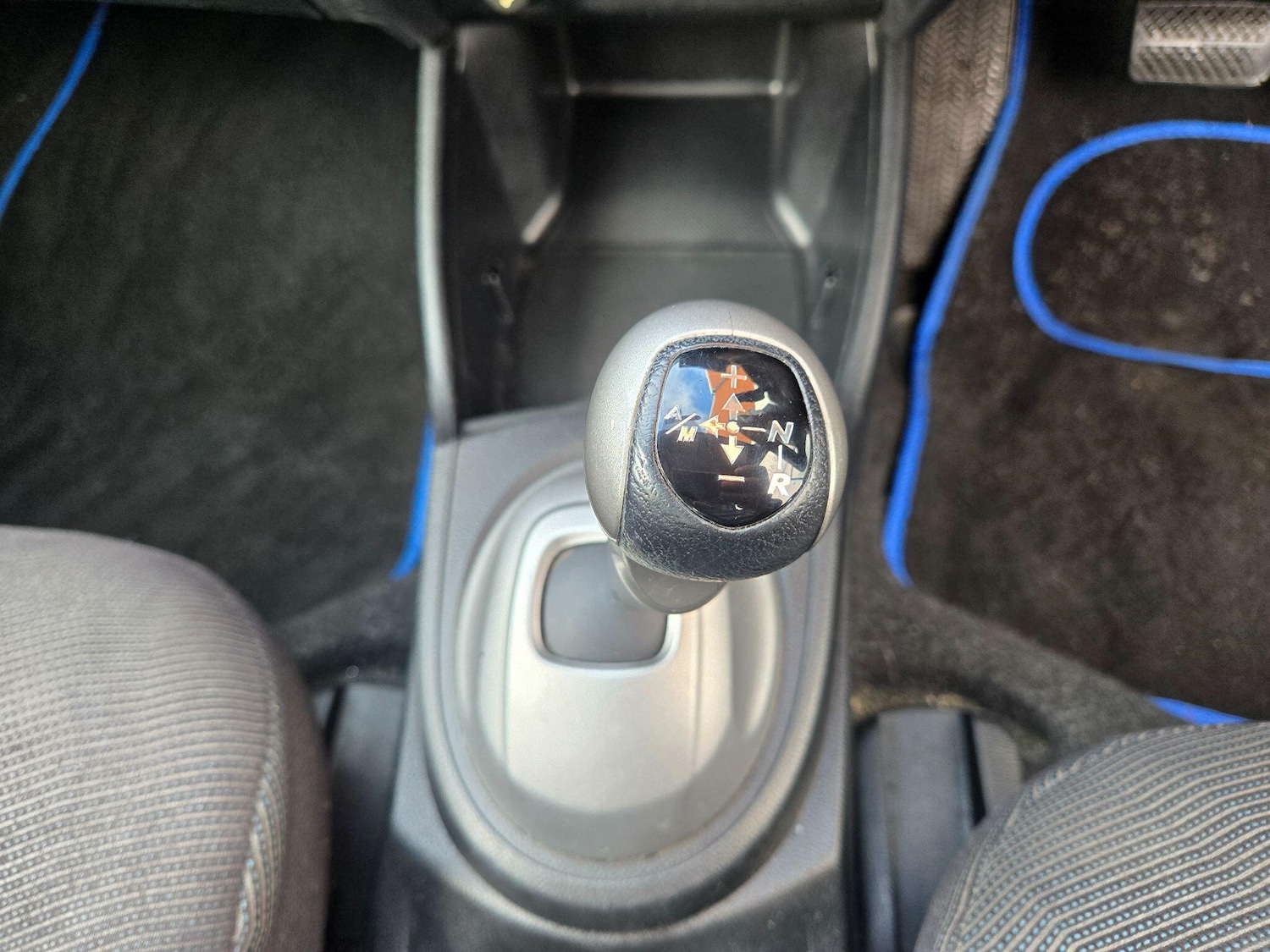 Used Honda Jazz 2010 for sale - 77238096: Photo 15