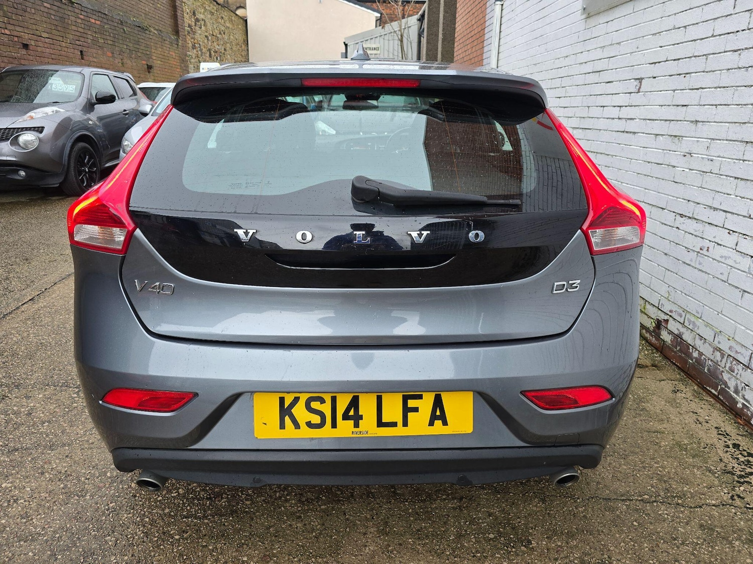 Used Volvo V40 2014 for sale - 76976646: Photo 12