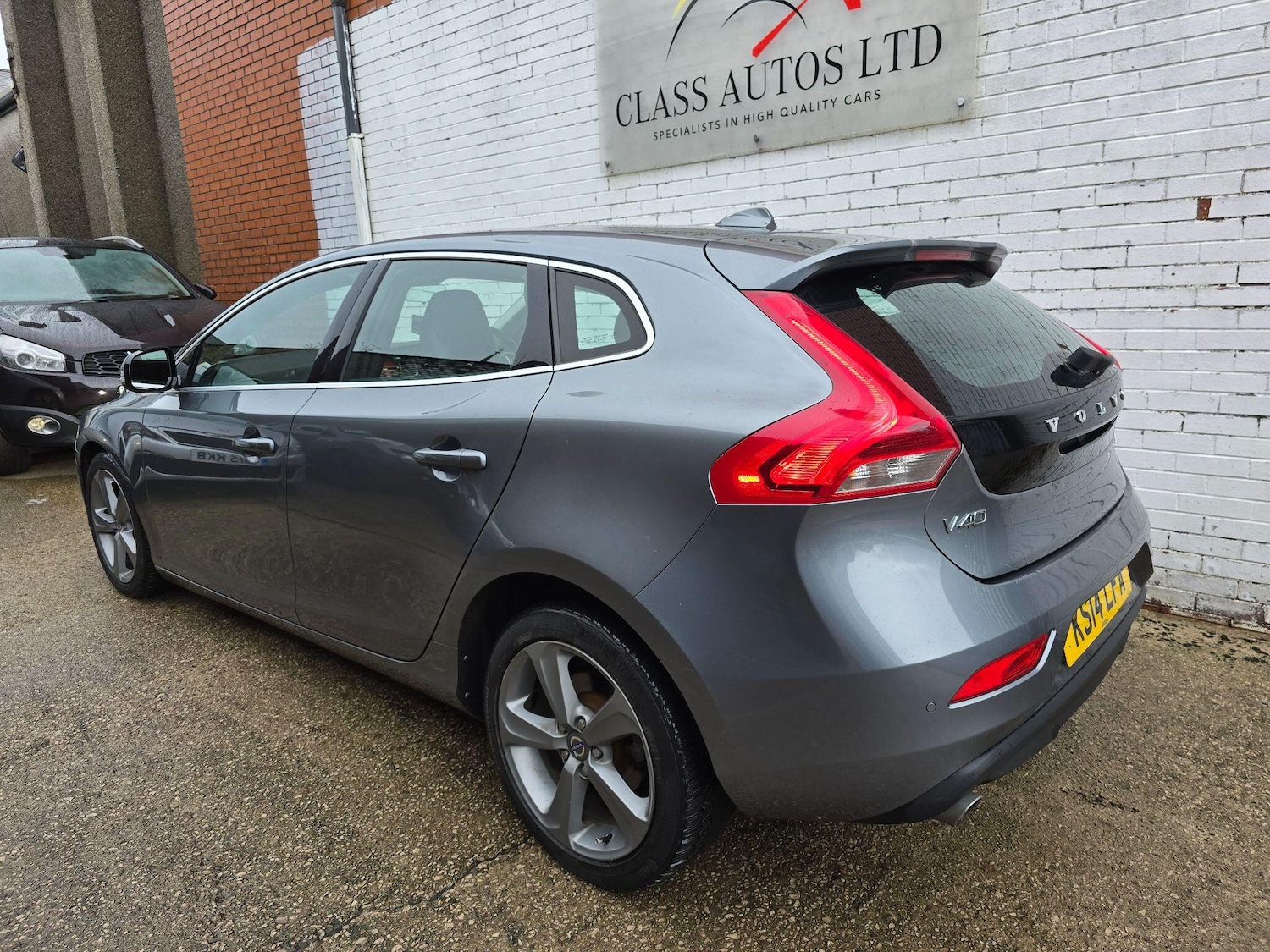 Used Volvo V40 2014 for sale - 76976646: Photo 5