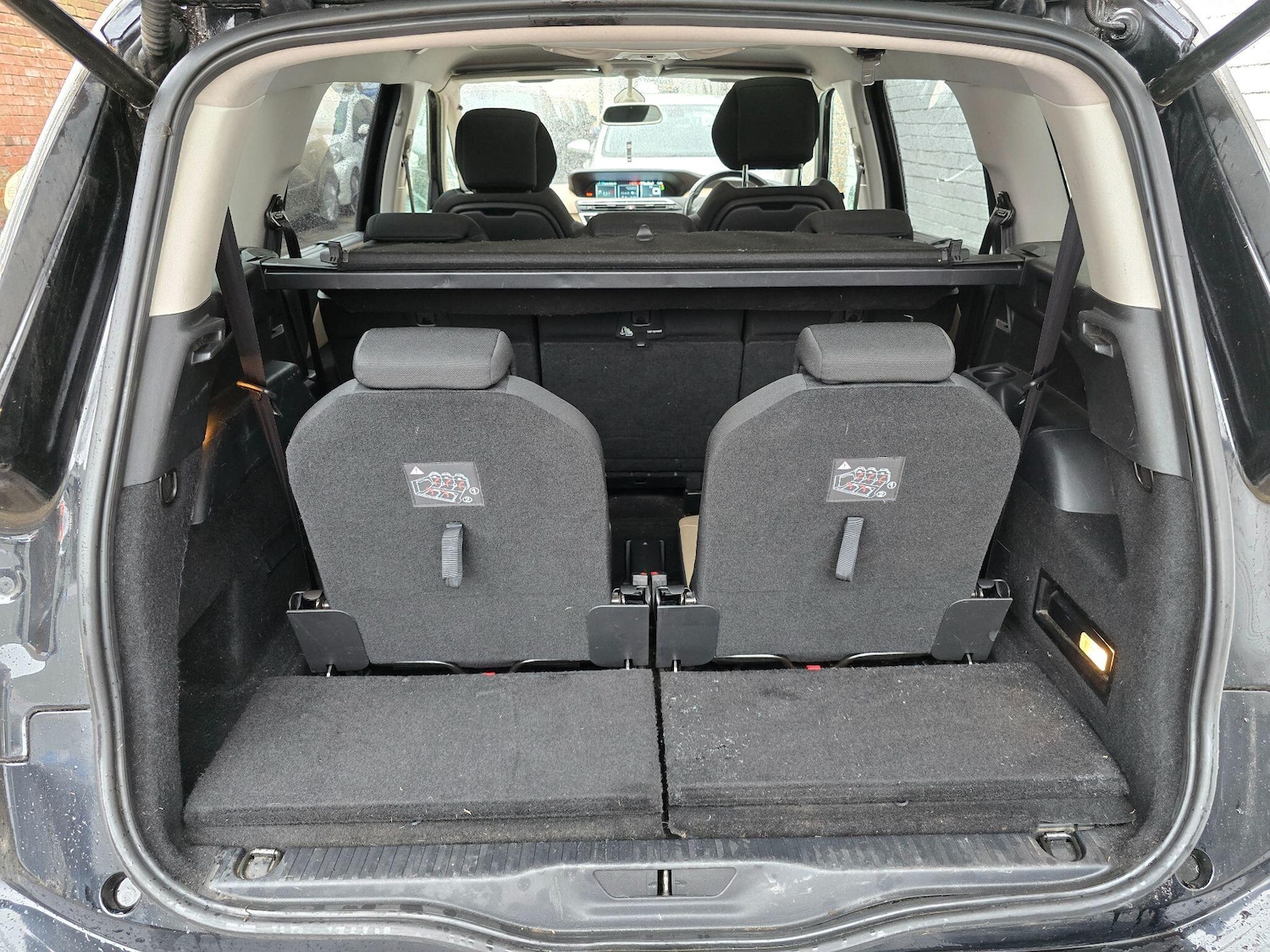 Used Citroen C4 Grand Picasso 2015 for sale - 76781771: Photo 30