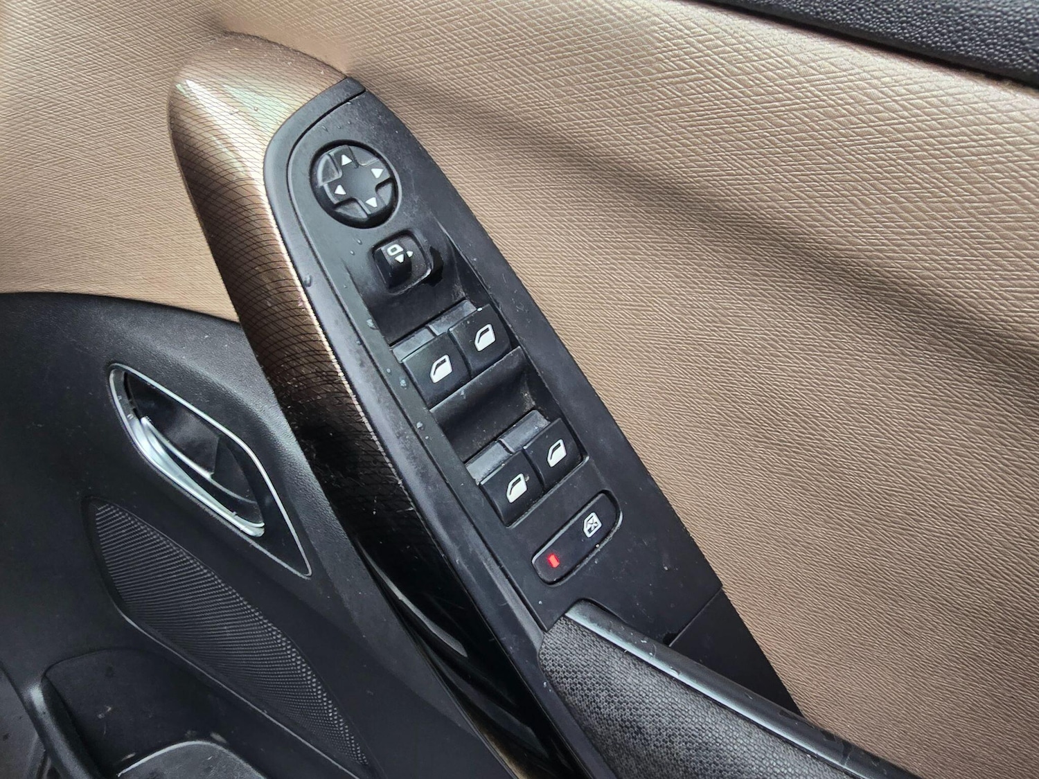 Used Citroen C4 Grand Picasso 2015 for sale - 76781771: Photo 37