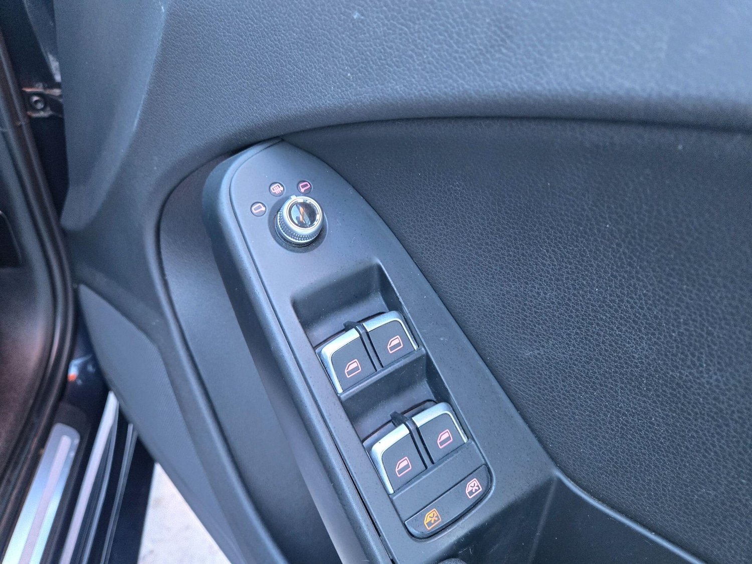 Used Audi A4 2012 for sale - 77120553: Photo 21