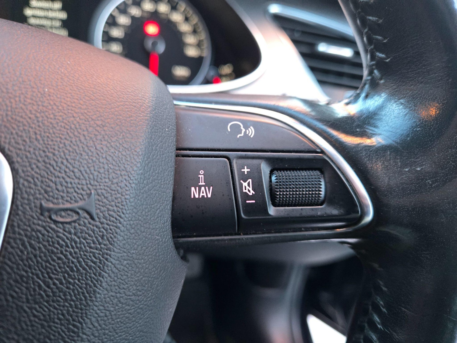 Used Audi A4 2012 for sale - 77120553: Photo 24