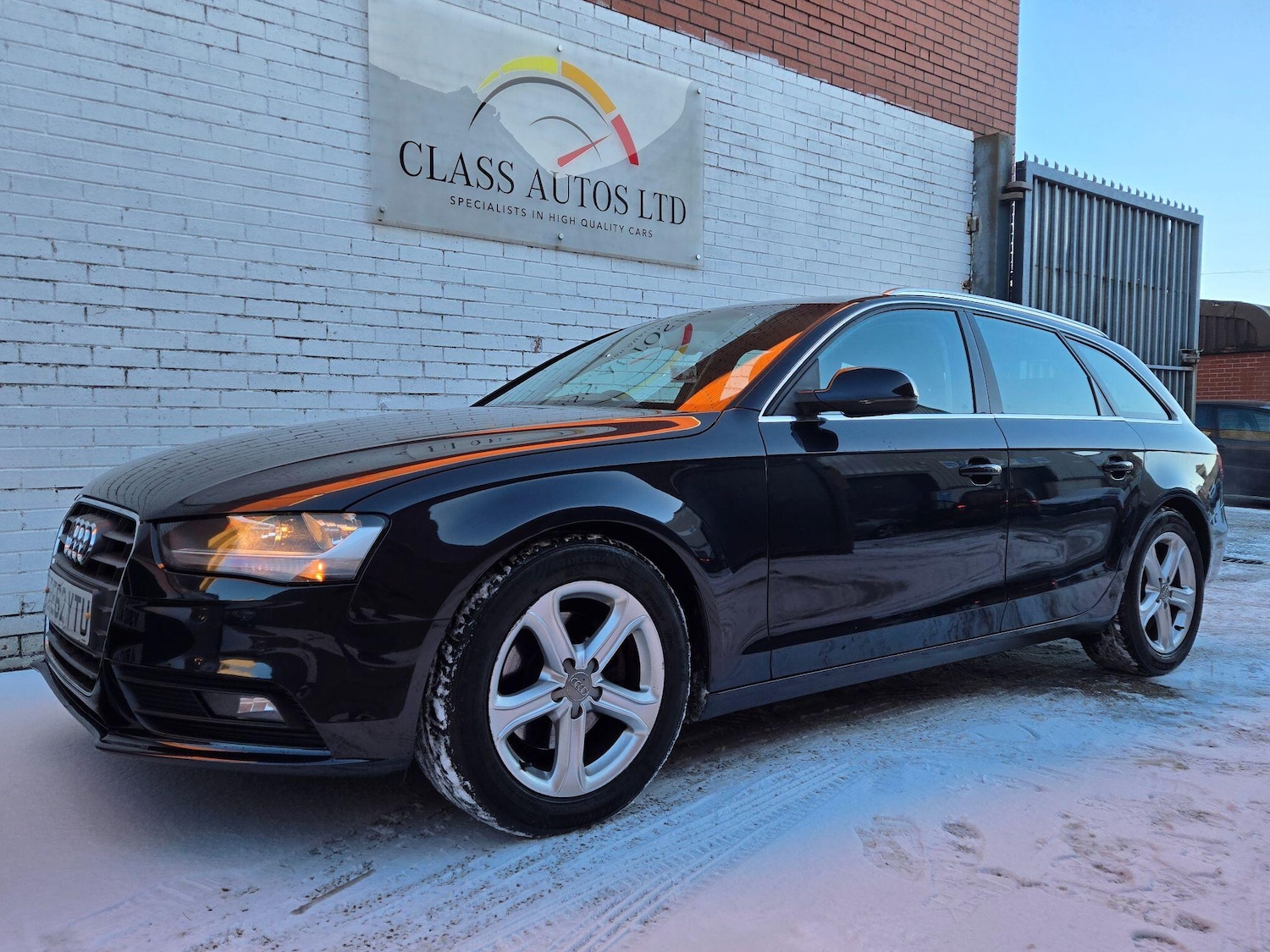 Used Audi A4 2012 for sale - 77120553: Photo 5