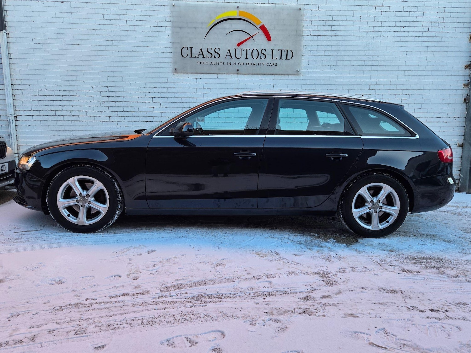 Used Audi A4 2012 for sale - 77120553: Photo 9