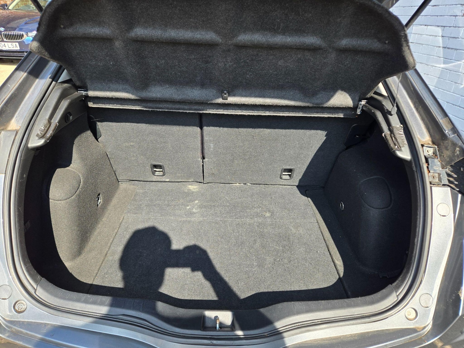 Vehicle 27