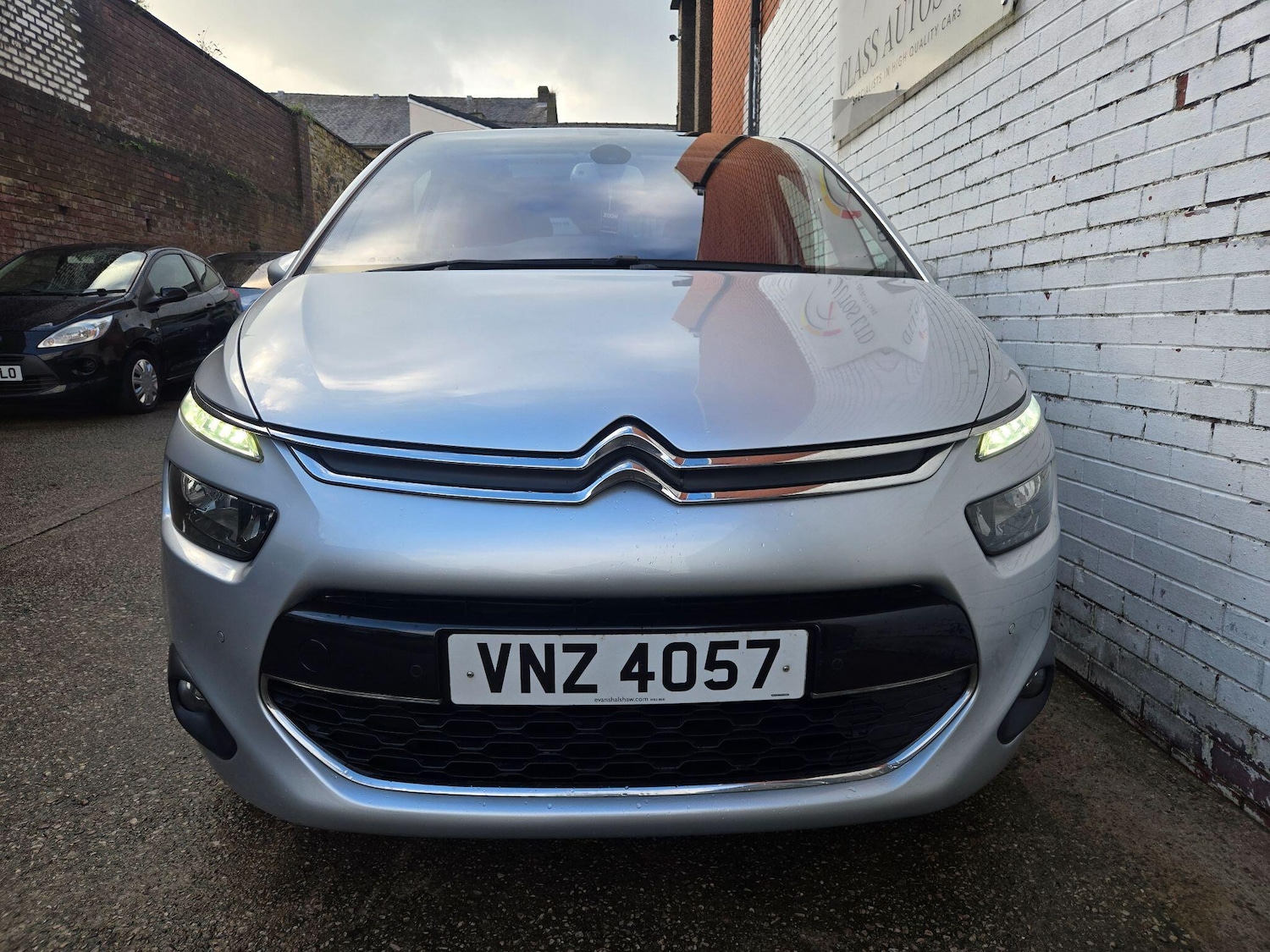 Used Citroen C4 Picasso 2015 for sale - 78020054: Photo 2