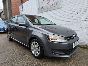 Used Volkswagen Polo 2011 for sale - 76136729: Photo