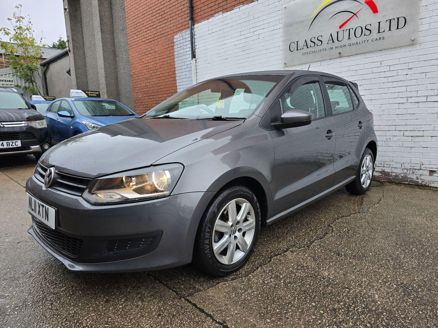 Used Volkswagen Polo 2011 for sale - 76136729: Photo 4