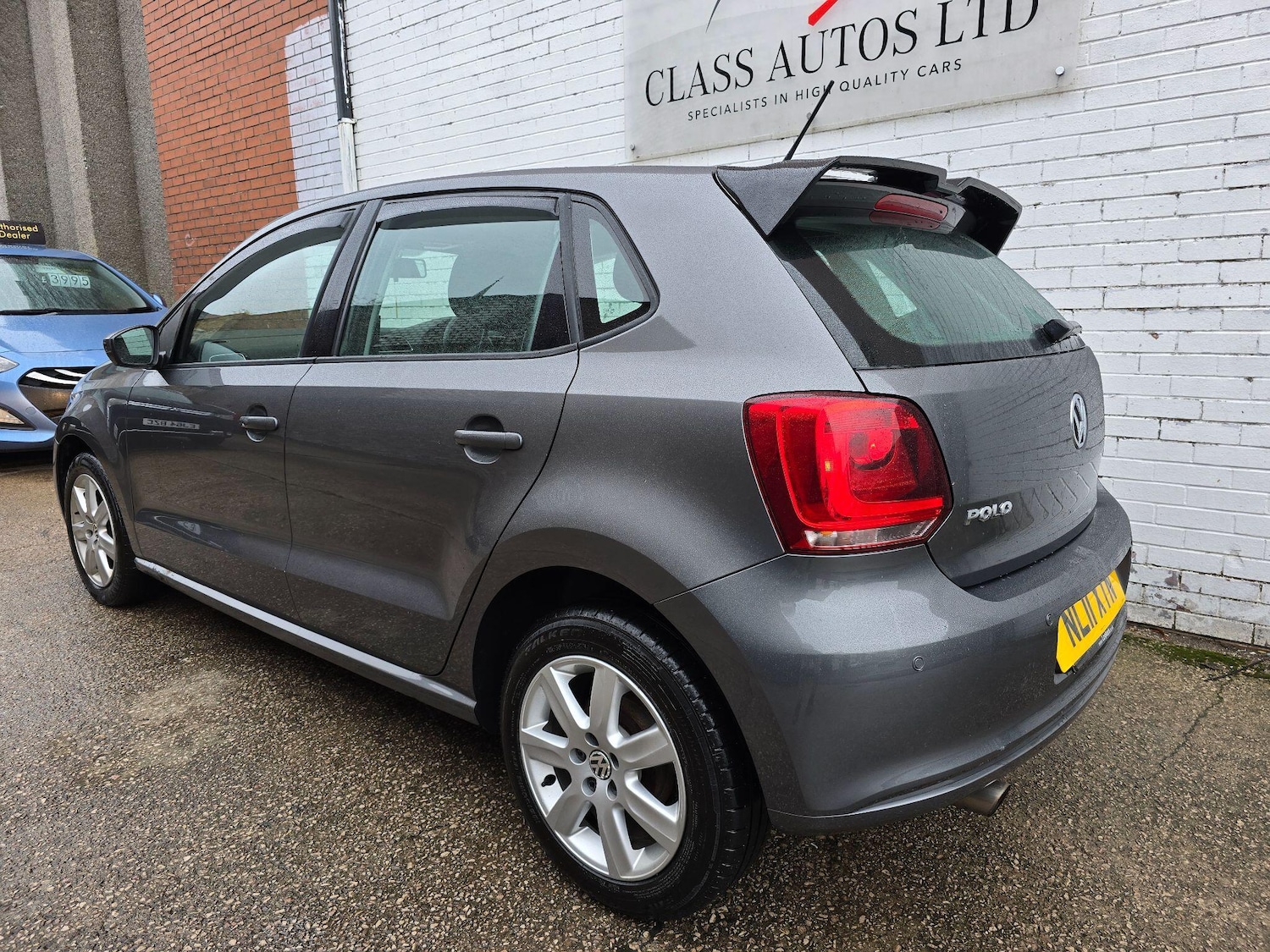 Used Volkswagen Polo 2011 for sale - 76136729: Photo 5