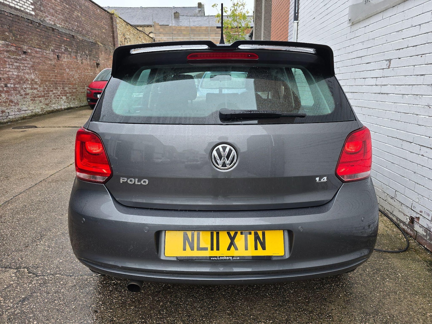 Used Volkswagen Polo 2011 for sale - 76136729: Photo 9