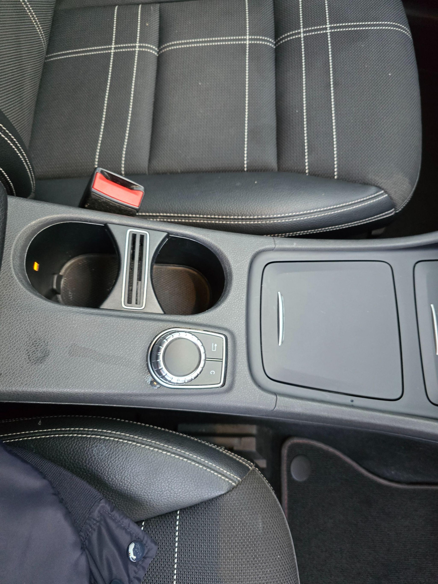 Used Mercedes-Benz A-Class 2015 for sale - 76521557: Photo 14