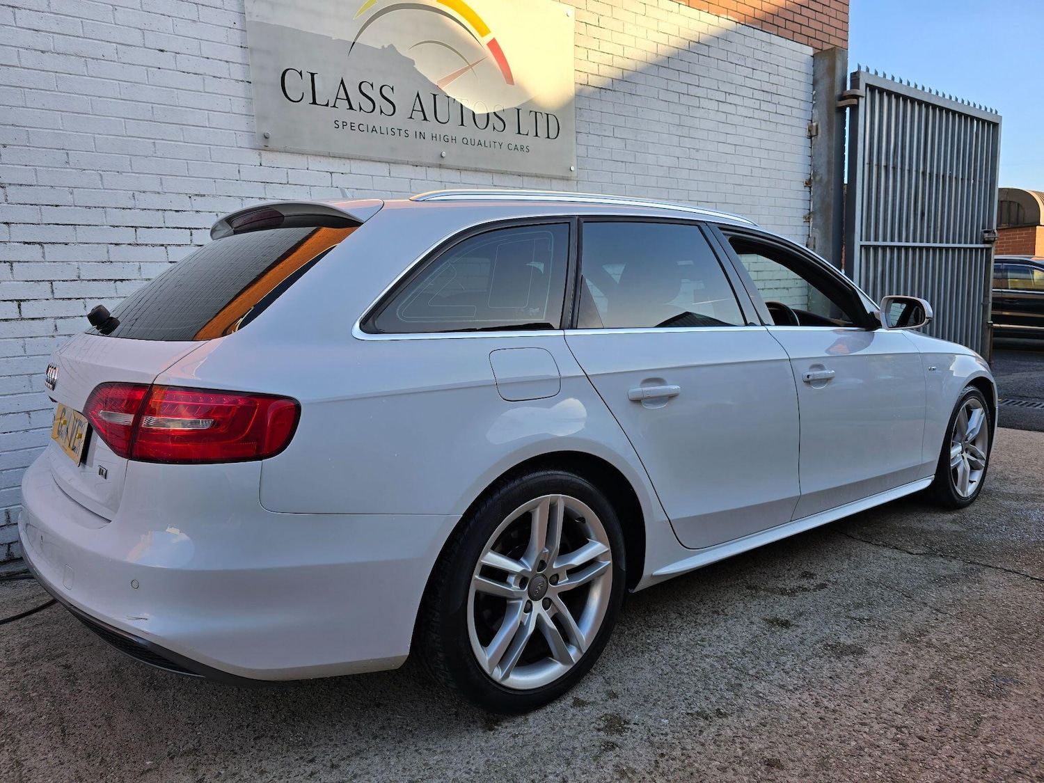 Used Audi A4 2014 for sale - 76780756: Photo 10