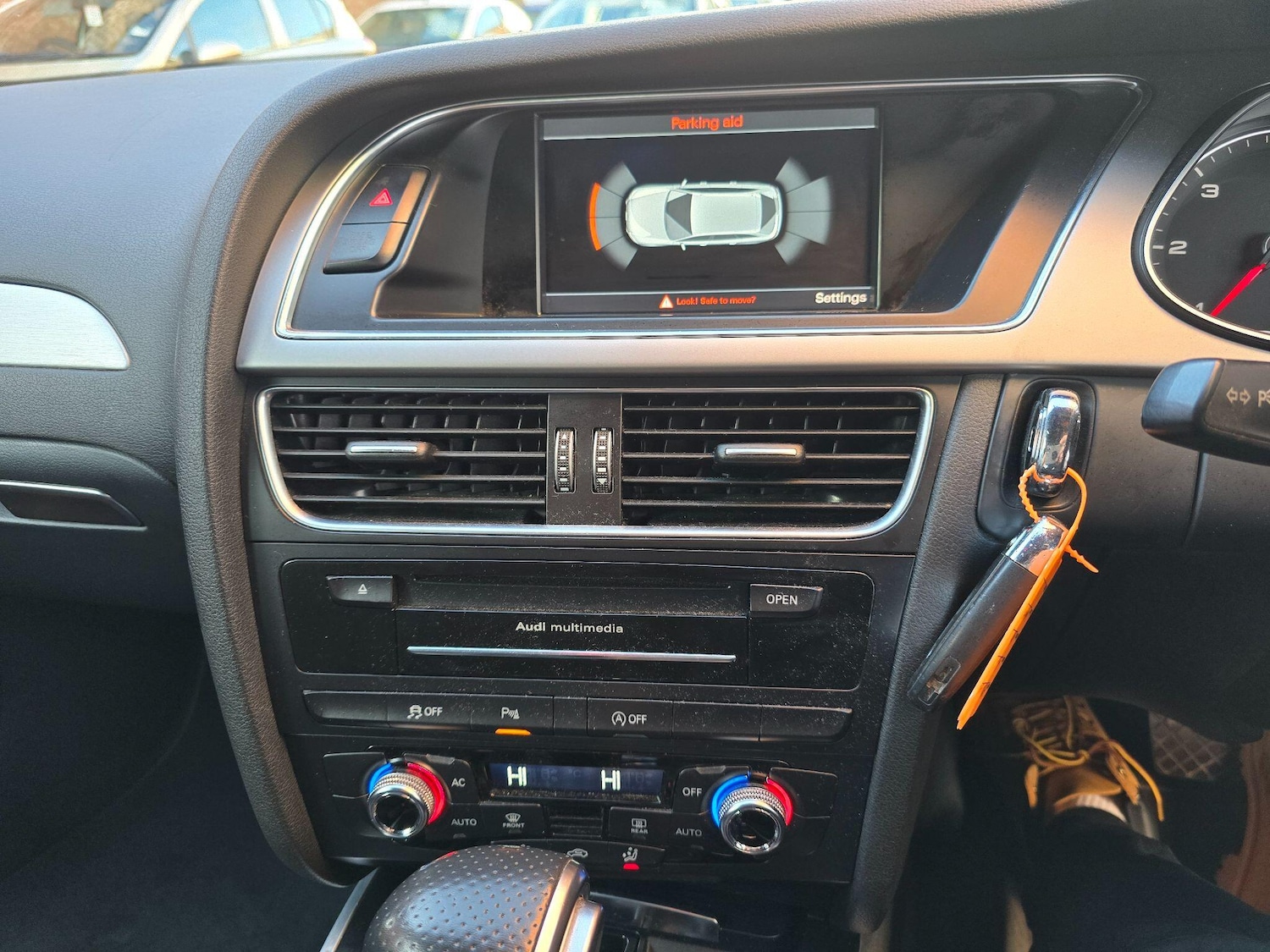 Used Audi A4 2014 for sale - 76780756: Photo 28