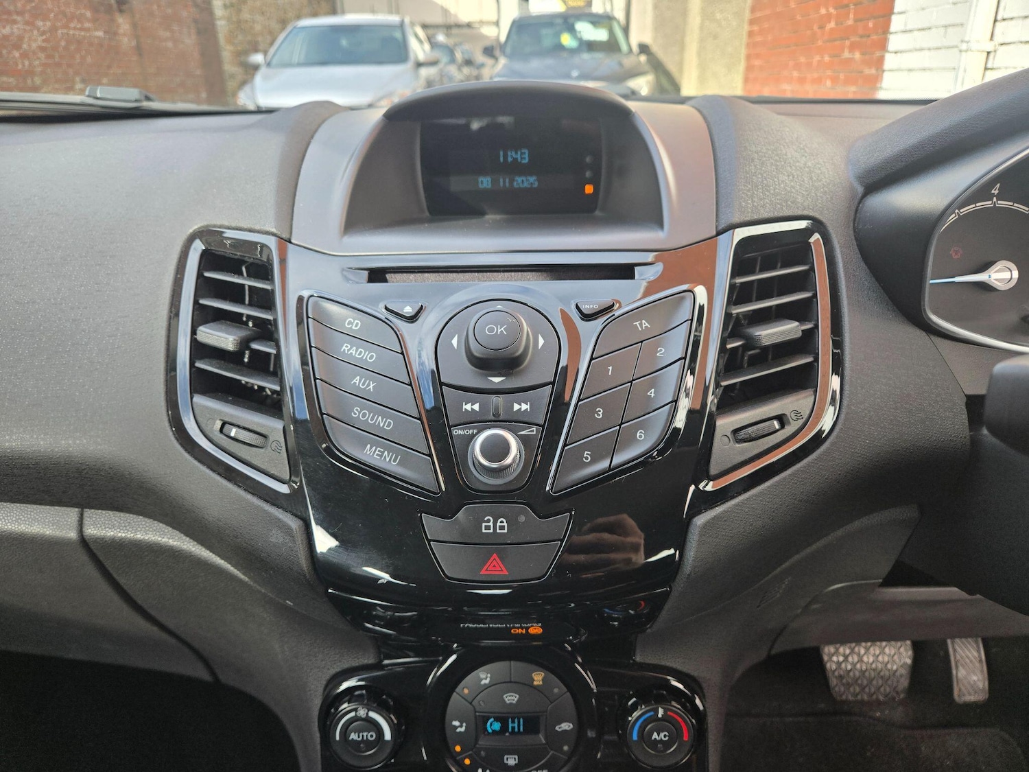 Used Ford Fiesta 2013 for sale - 76521587: Photo 26