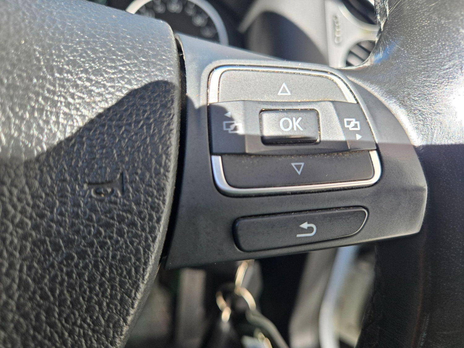 Used Volkswagen Tiguan 2012 for sale - 76031564: Photo 24