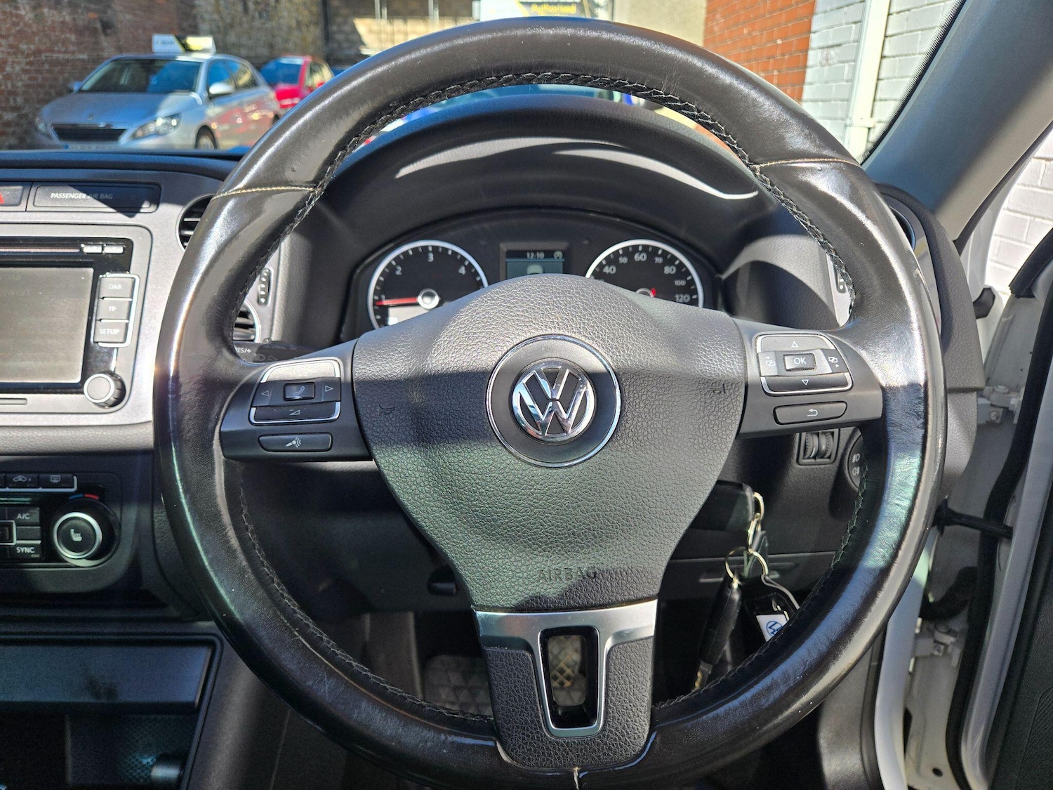 Used Volkswagen Tiguan 2012 for sale - 76031564: Photo 43