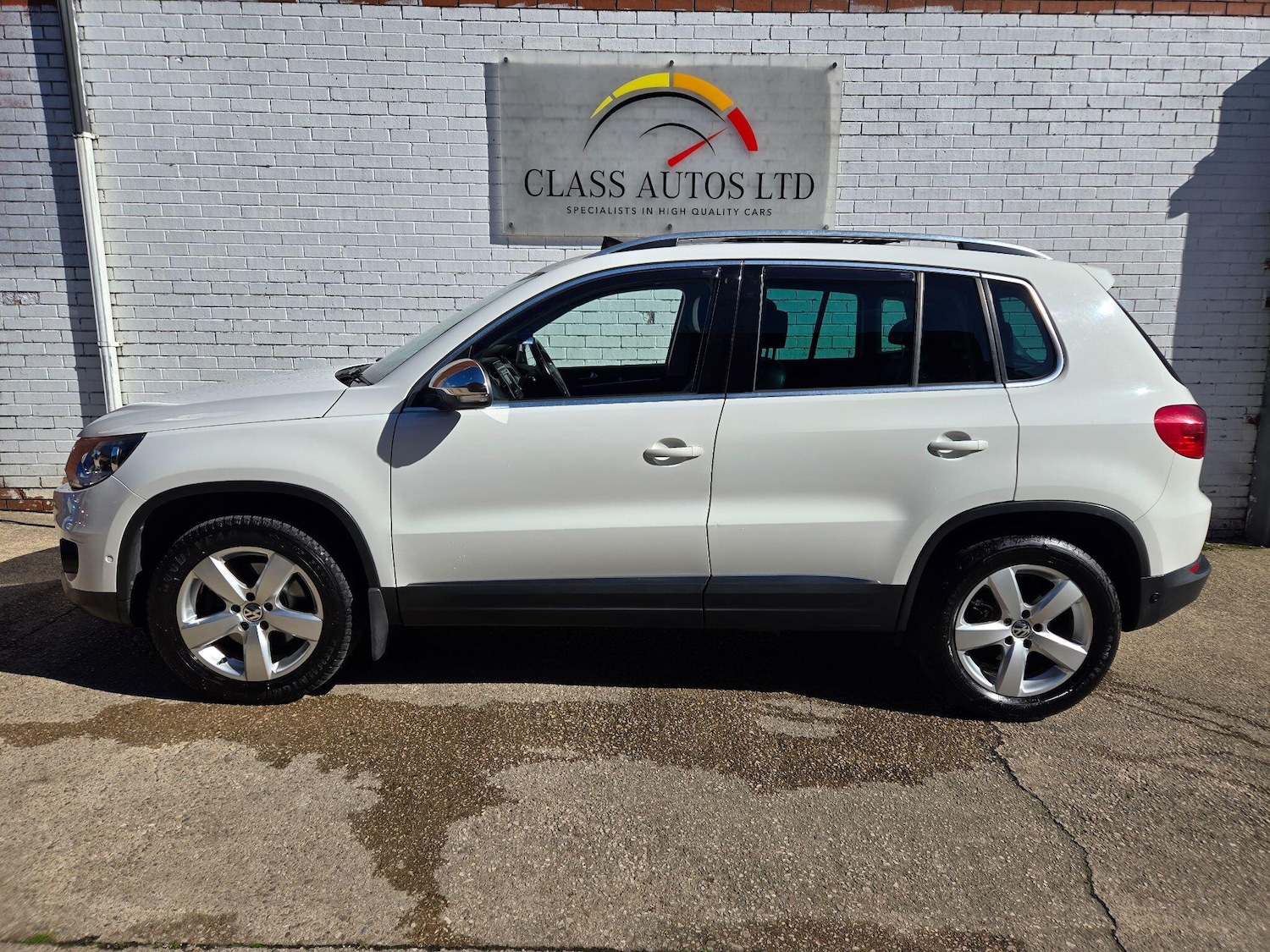 Used Volkswagen Tiguan 2012 for sale - 76031564: Photo 5