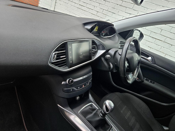 Used Peugeot 308 2016 for sale - 76284166: Photo 12