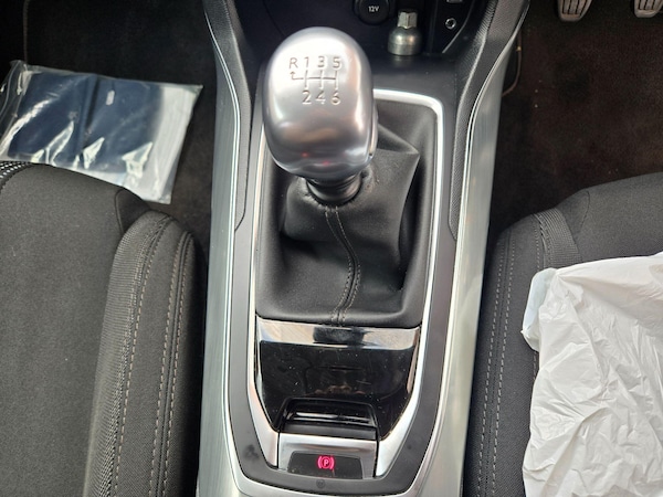 Used Peugeot 308 2016 for sale - 76284166: Photo 15