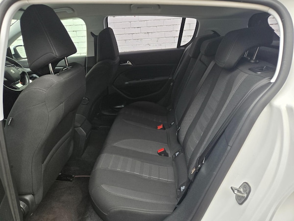 Used Peugeot 308 2016 for sale - 76284166: Photo 17