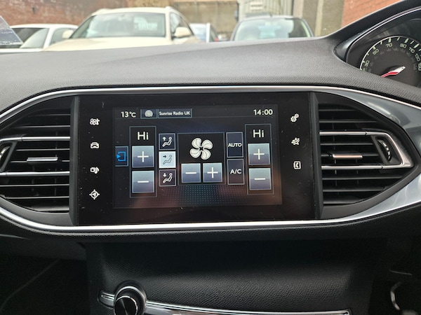 Used Peugeot 308 2016 for sale - 76284166: Photo 20