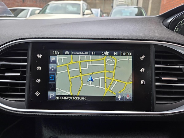 Used Peugeot 308 2016 for sale - 76284166: Photo 24