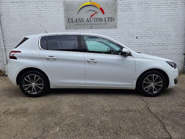 Used Peugeot 308 2016 for sale - 76284166: Photo 9