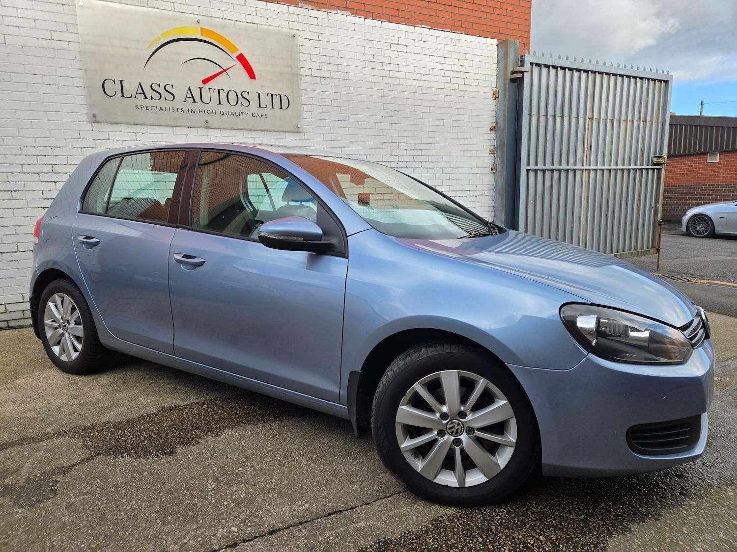 Used Volkswagen Golf 2011 for sale - 77892827: Photo 37