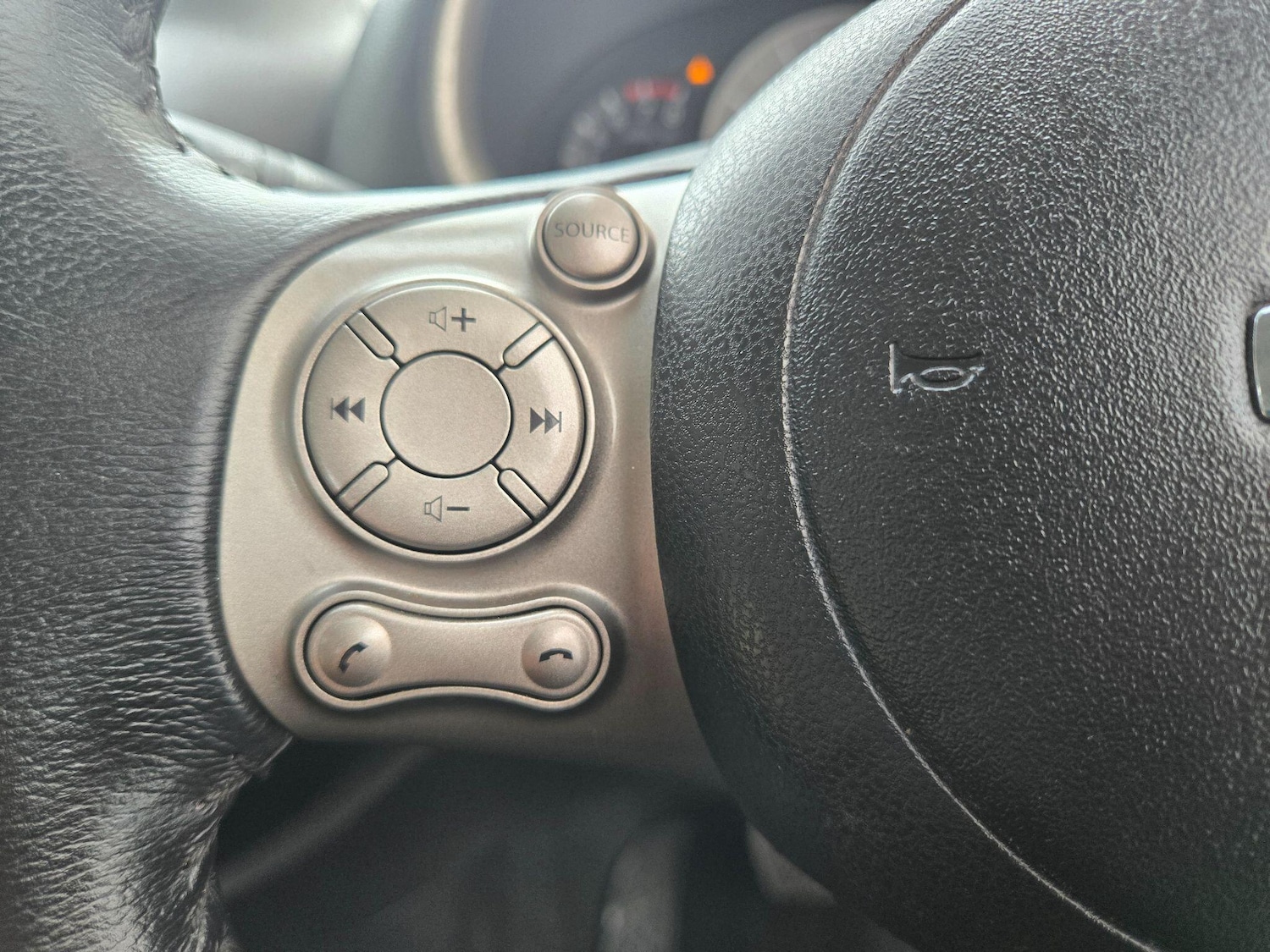 Used Nissan Micra 2011 for sale - 76432606: Photo 19