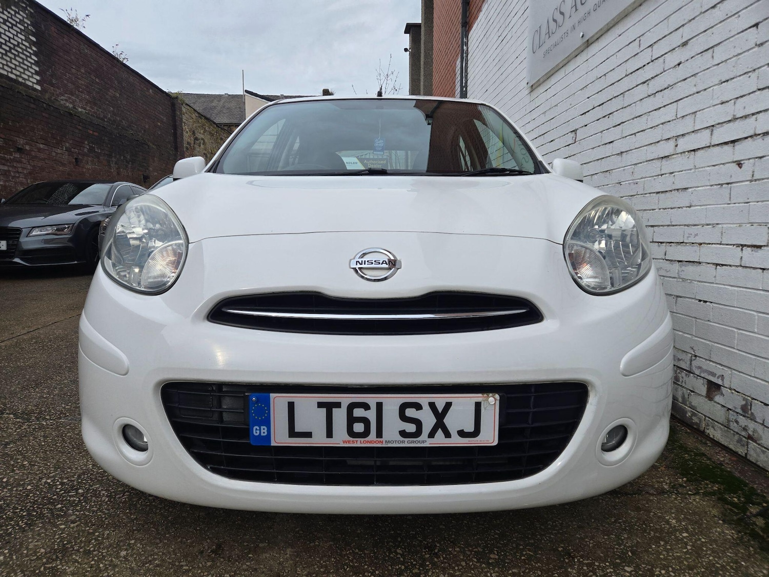 Used Nissan Micra 2011 for sale - 76432606: Photo 2