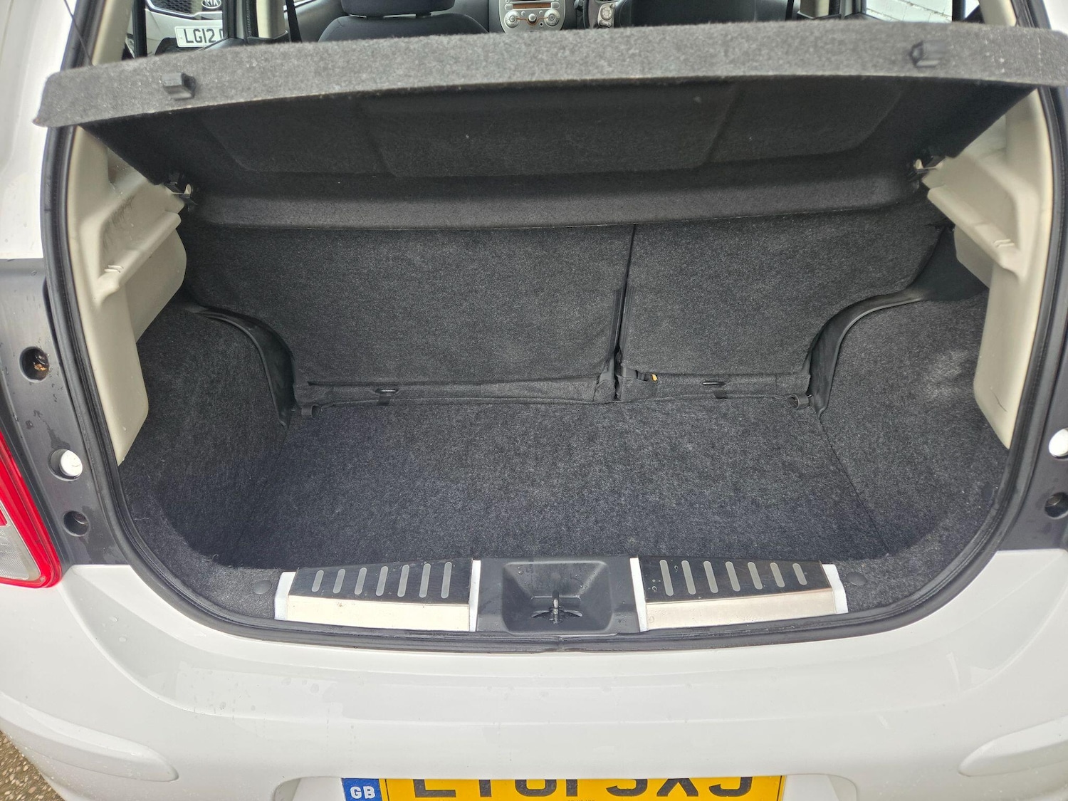 Used Nissan Micra 2011 for sale - 76432606: Photo 21