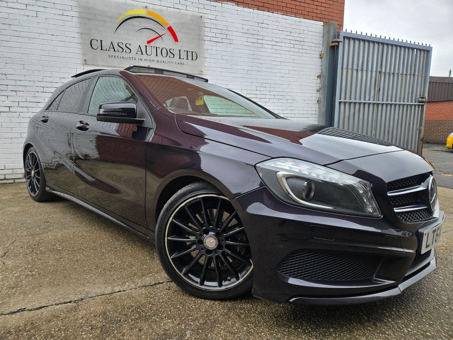 Used Mercedes-Benz A-Class 2014 for sale - 76485365: Photo 1