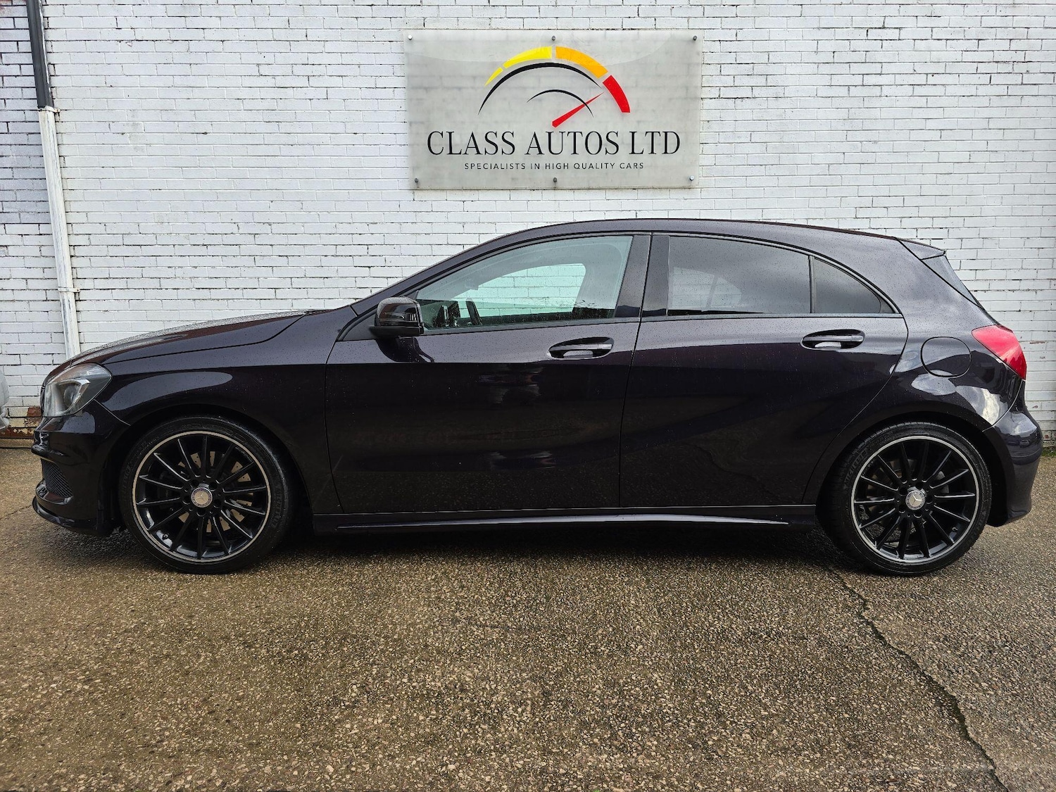 Used Mercedes-Benz A-Class 2014 for sale - 76485365: Photo 12