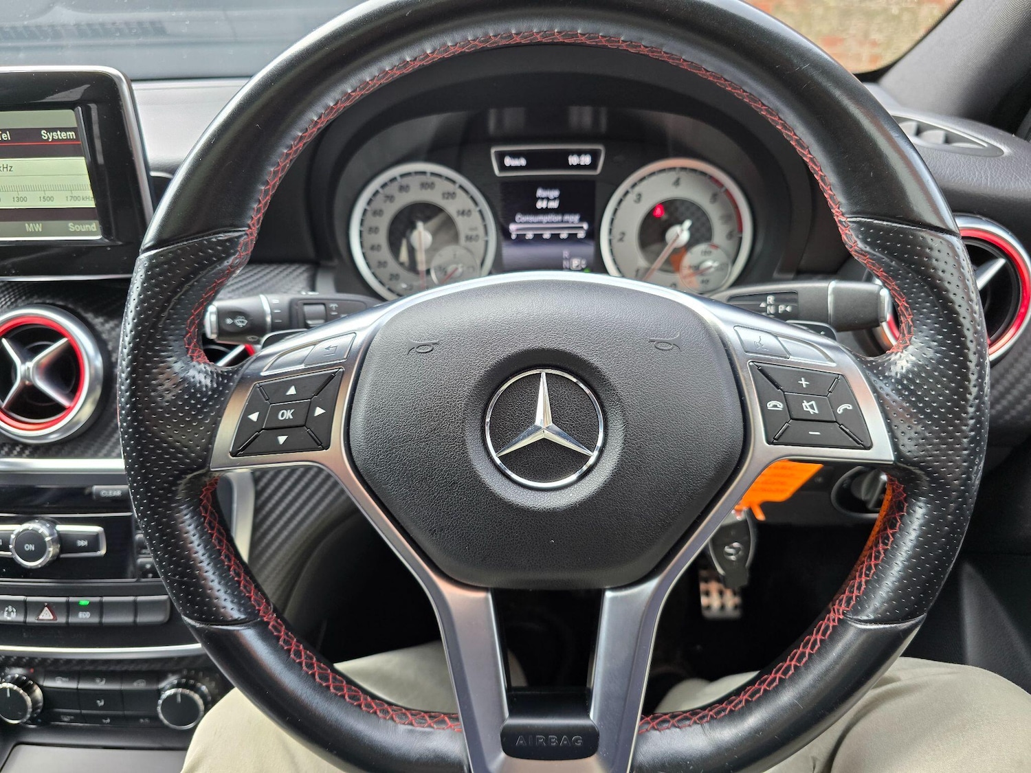 Used Mercedes-Benz A-Class 2014 for sale - 76485365: Photo 22